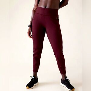 Athleta Ranier Mid-Rise Jogger